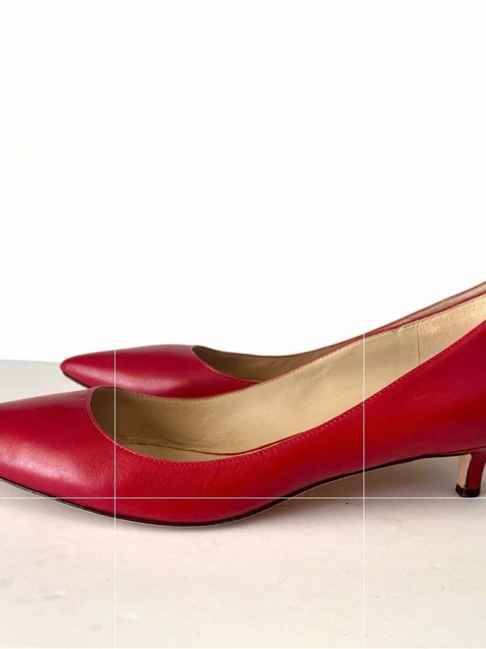 Via Spiga Red Pointed-Toe Leather Kitten heel Pumps. 9.5
